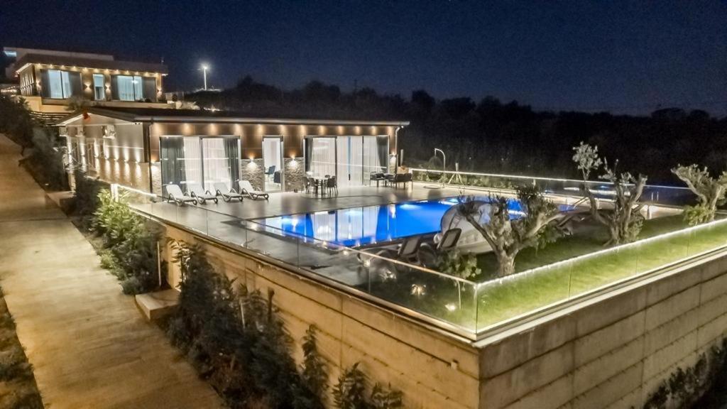 Top Villas Durrës Exteriör bild