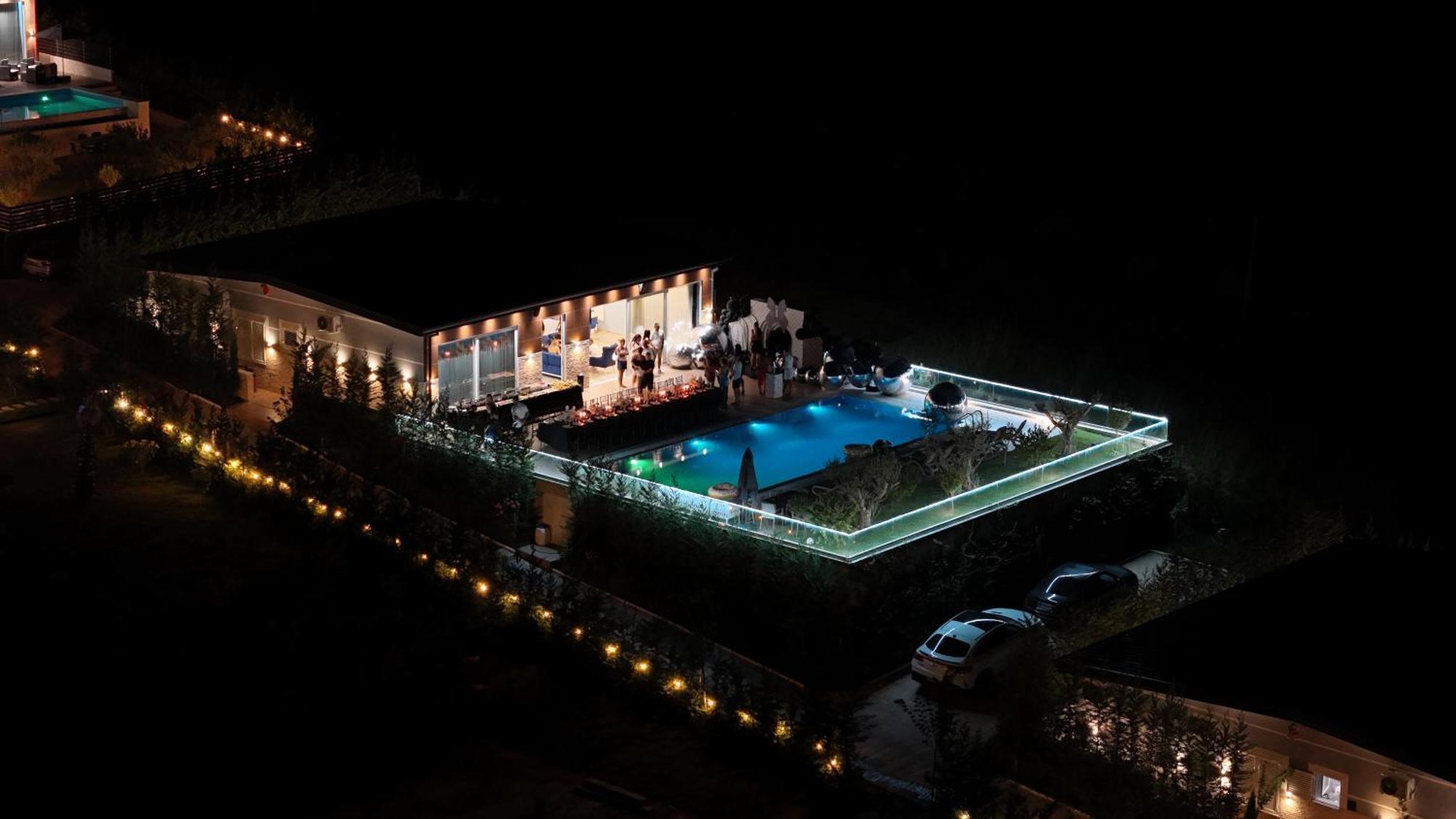 Top Villas Durrës Exteriör bild